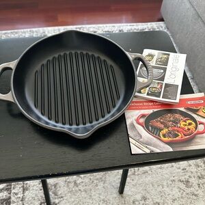 Le Creuset 9” Grill Pan Oyster/Flint Grey Ombré